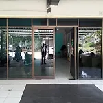 Urbanview Mitra Residence Near Bandara Ahmad Yani Semarang