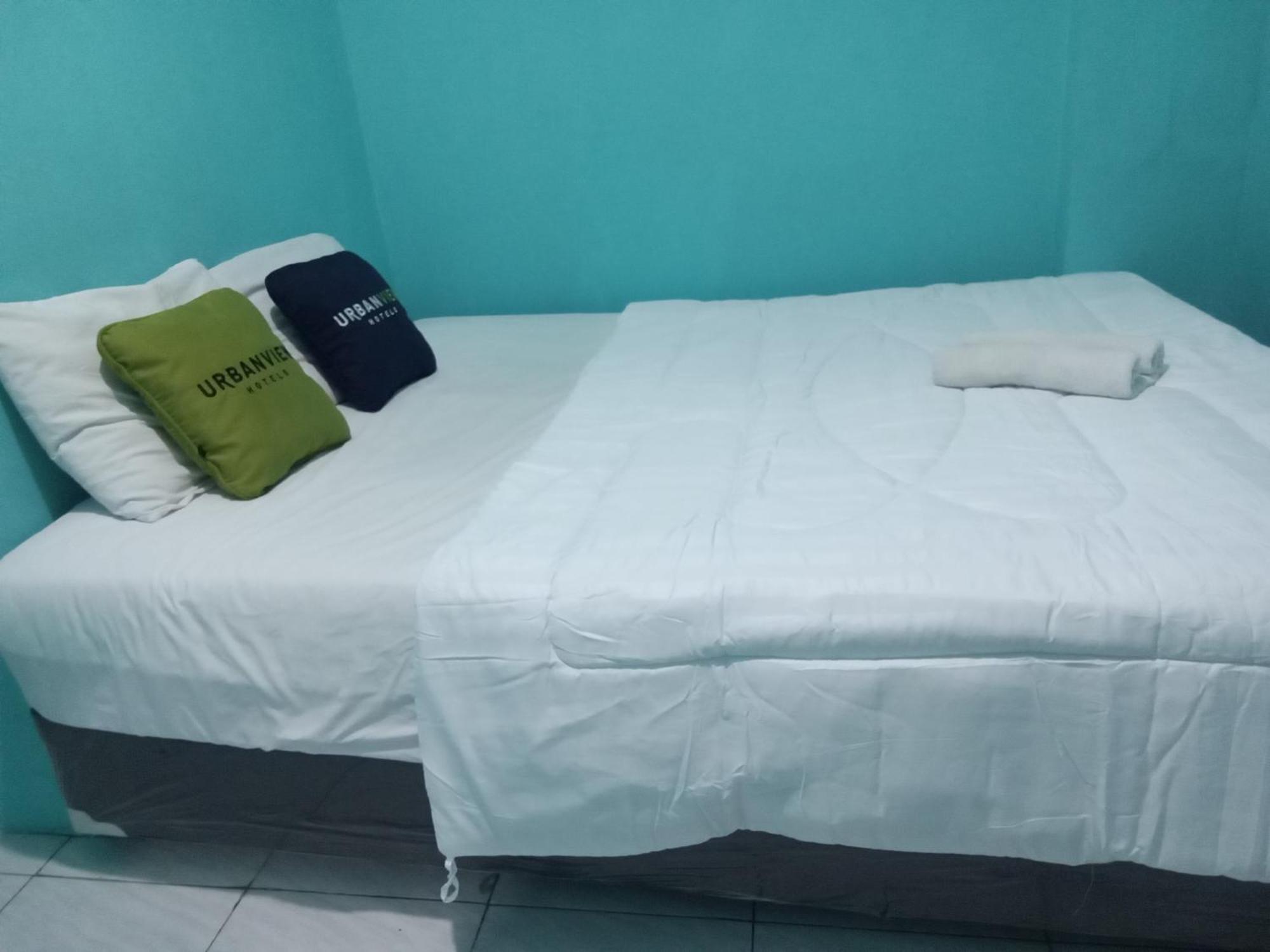 Hotel Urbanview Mitra Near Bandara Ahmad Yani 3*