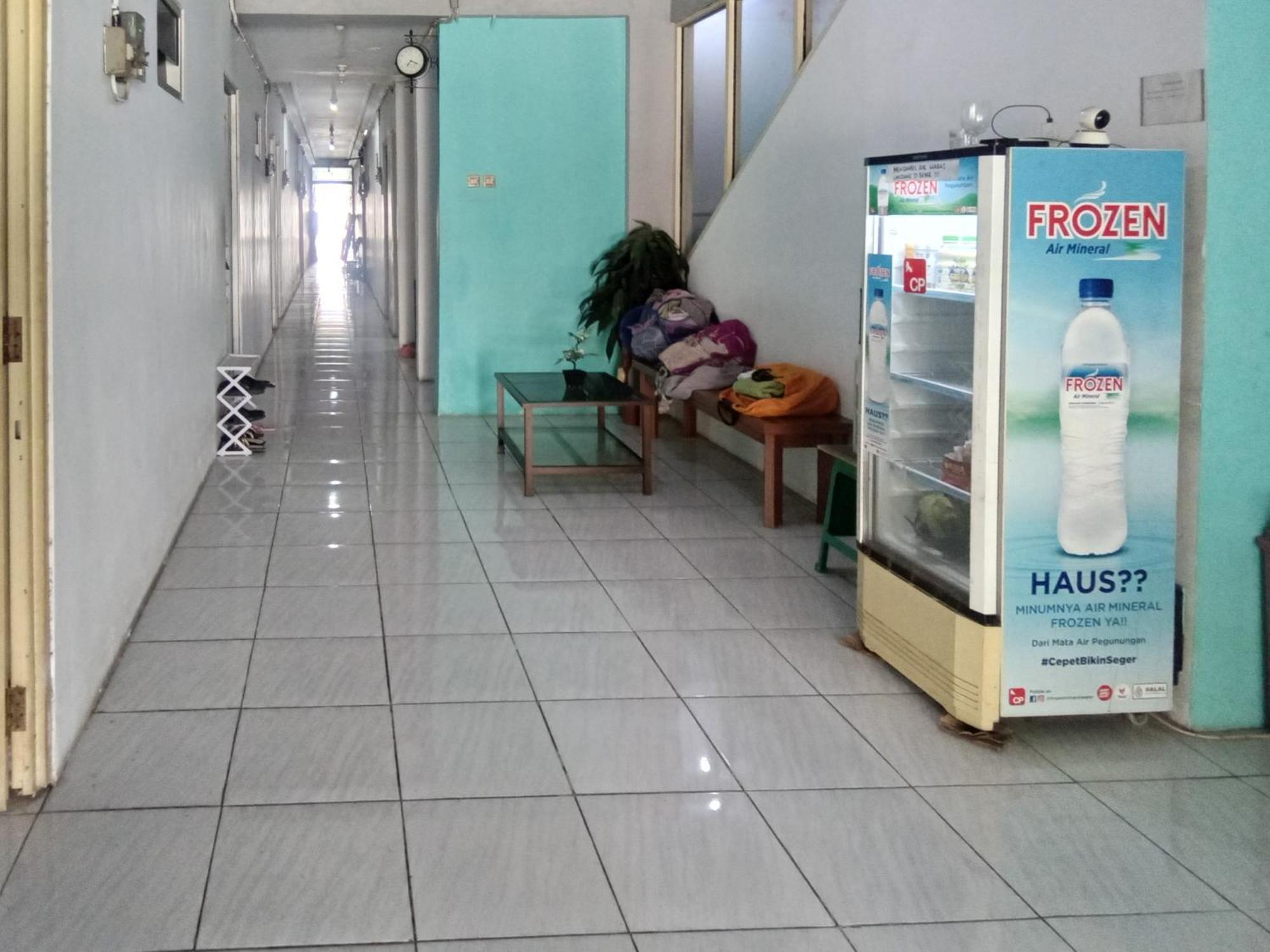 Urbanview Mitra Near Bandara Ahmad Yani